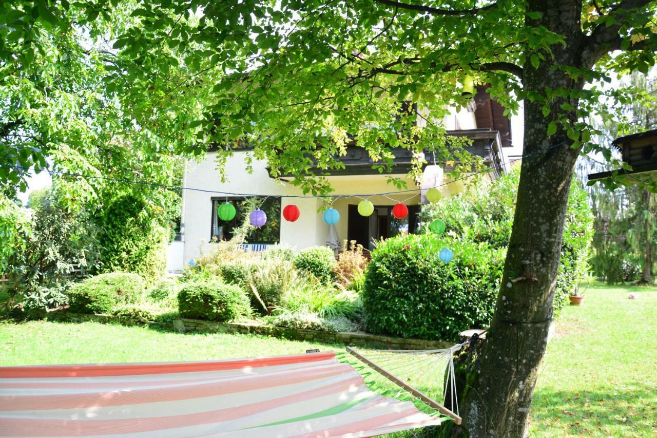 Haus Mit Garten Eugendorf Exteriér fotografie